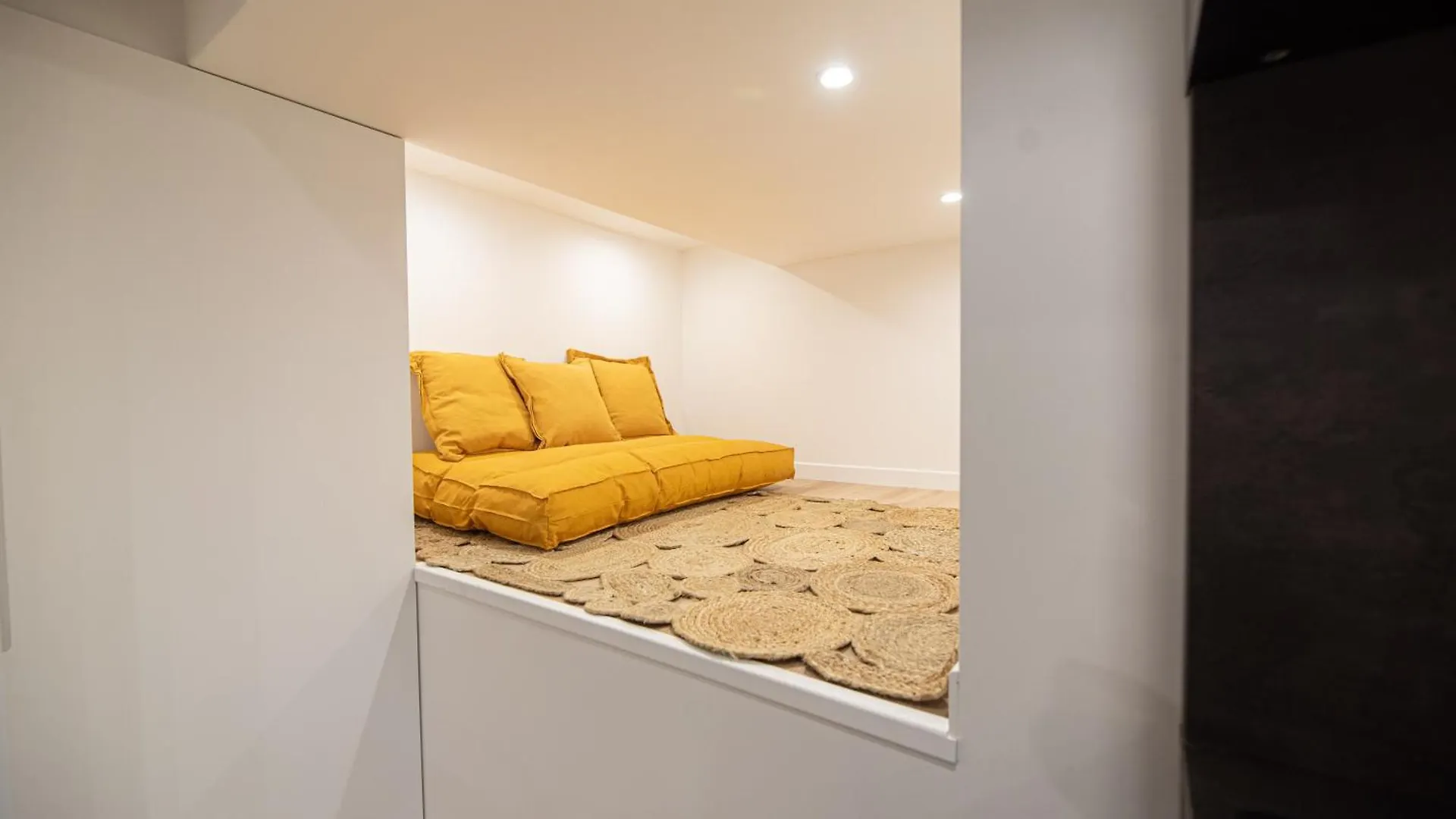 Cia - Studio In Heart Of Le Marais 4P Parijs 0*,